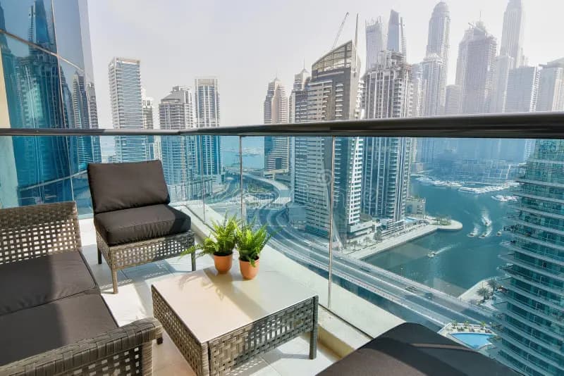 Dubai Marina — 1BR Apartment